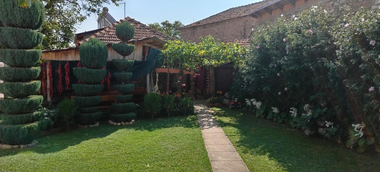 Villa Old House Bn Bitola Luaran gambar